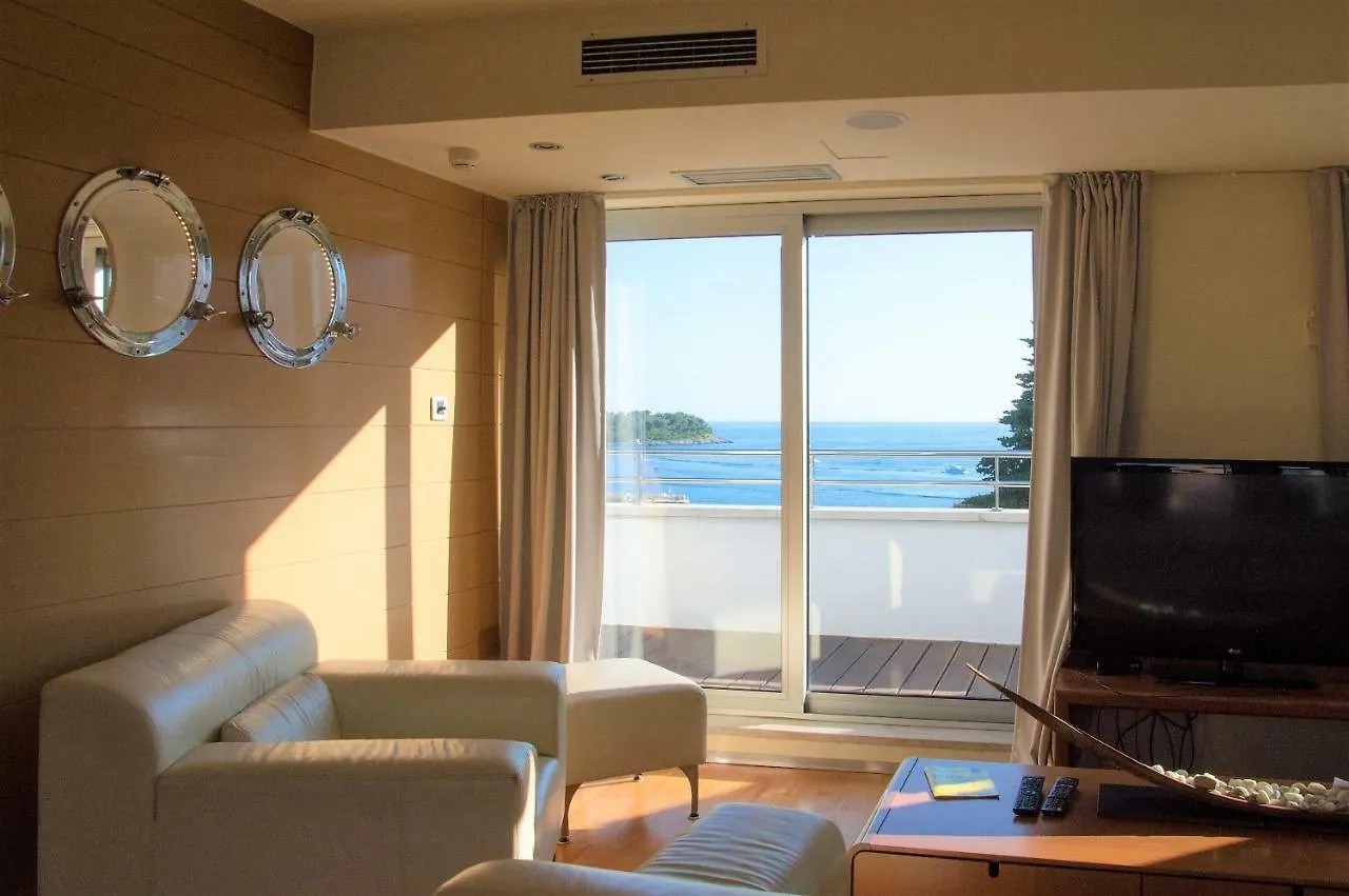 Villa Andrea Pješčana Uvala 3*,  Horvátország